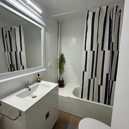 En Próximo Al Centro Apartamento *